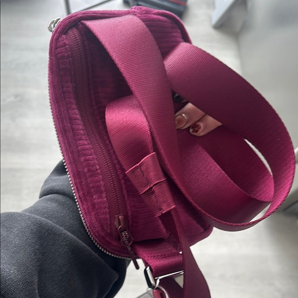 lululemon Burgundy Bag - Picture 4 of 6